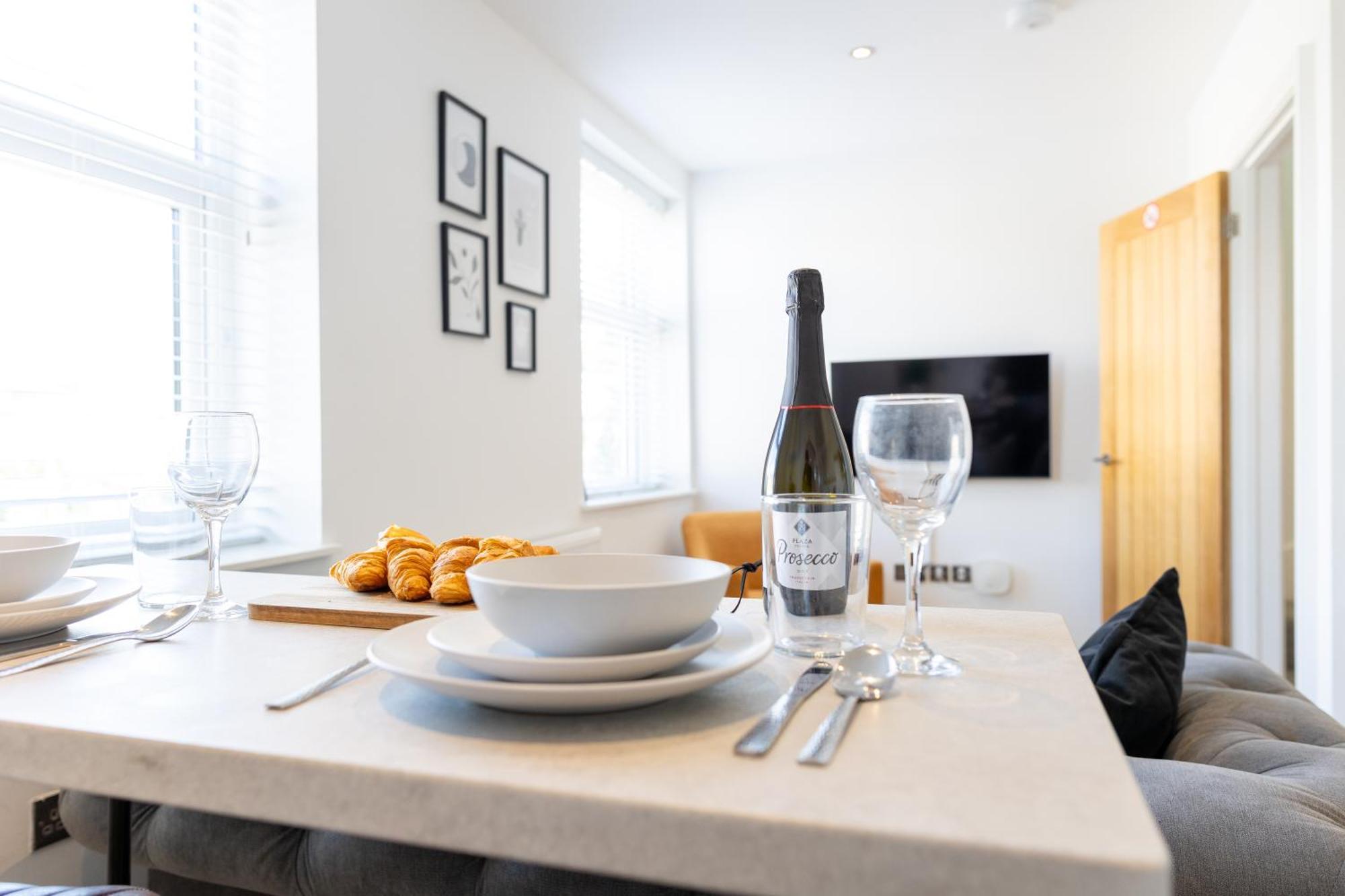 Boutique City Centre Apartments Cardiff Luaran gambar