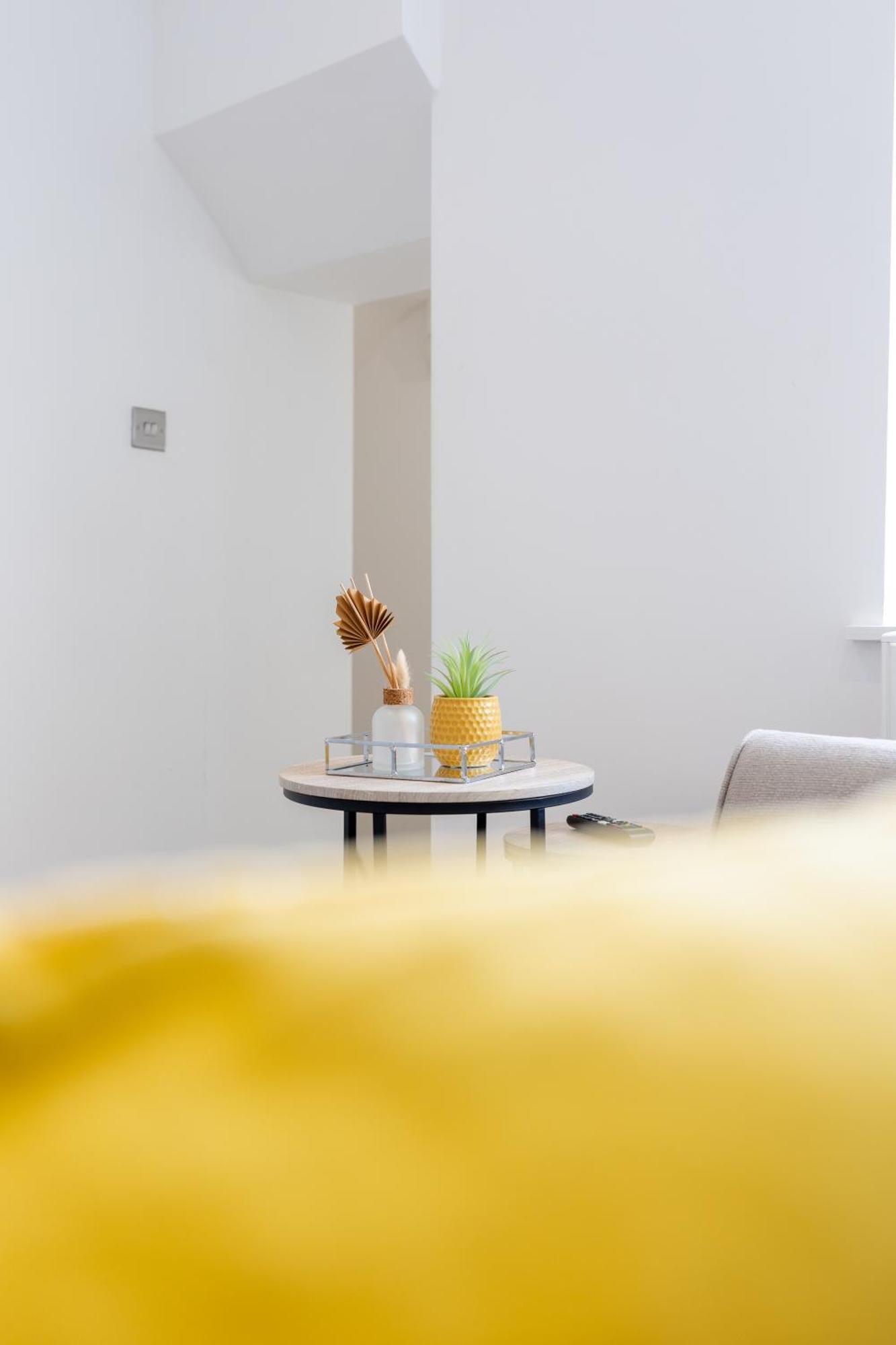 Boutique City Centre Apartments Cardiff Luaran gambar