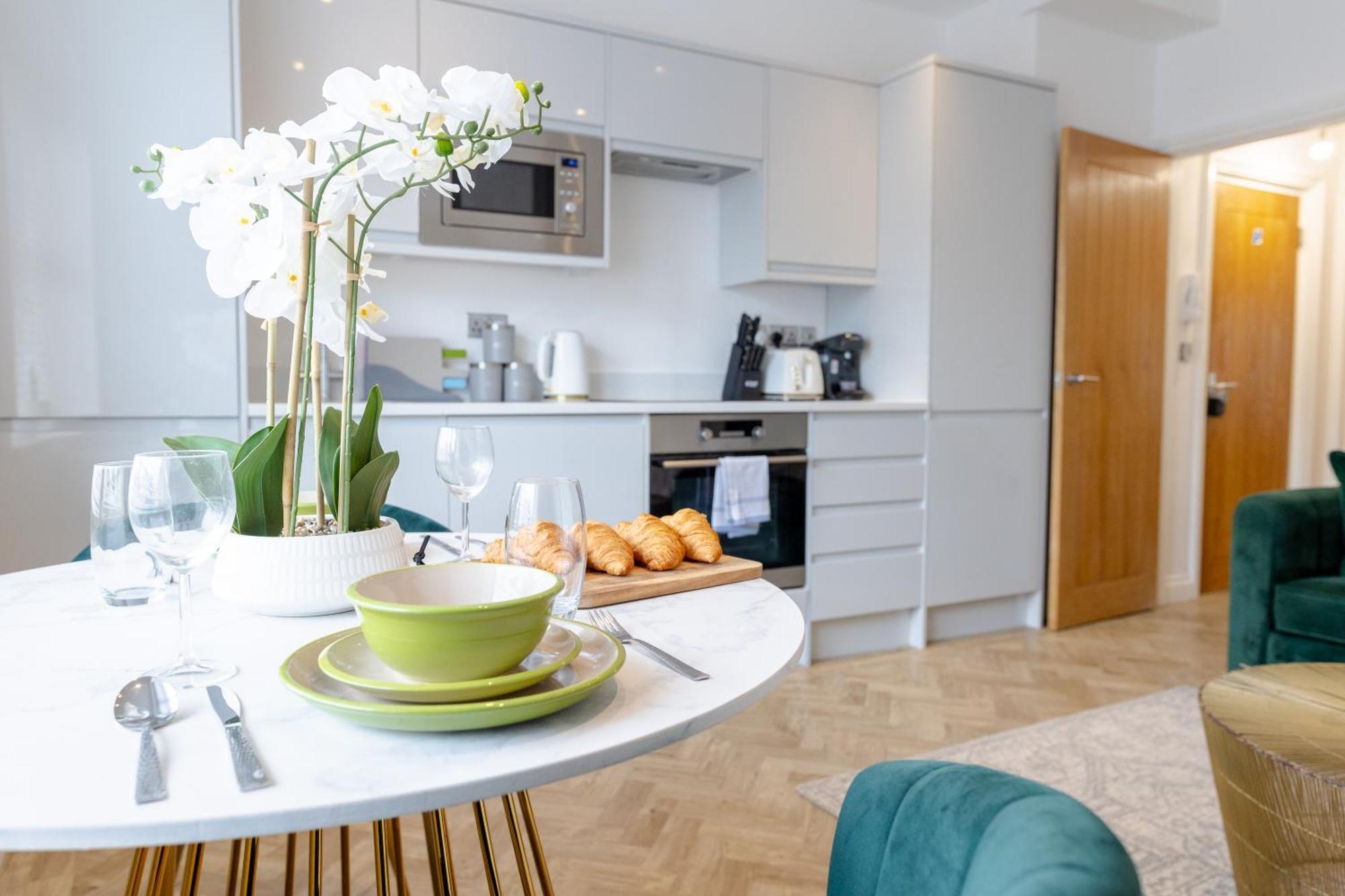Boutique City Centre Apartments Cardiff Luaran gambar